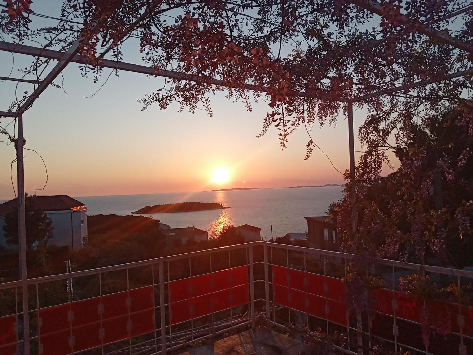 Apartmani Srecko Primošten Exteriér fotografie