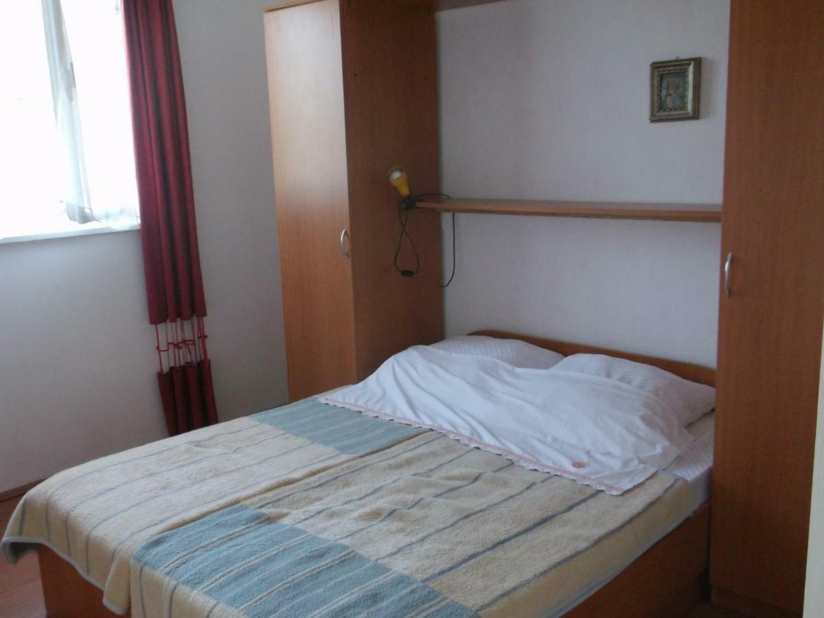 Apartmani Srecko Primošten Exteriér fotografie